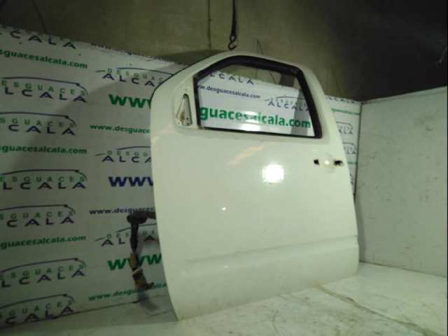 80101EB330 NISSAN Puerta delantera izquierda  disponible Ourense