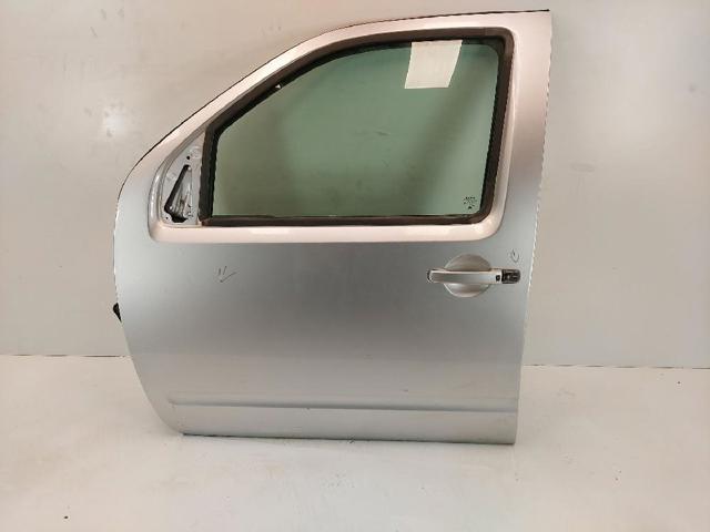 Precio del repuesto Puerta del conductor Navara  pick-up