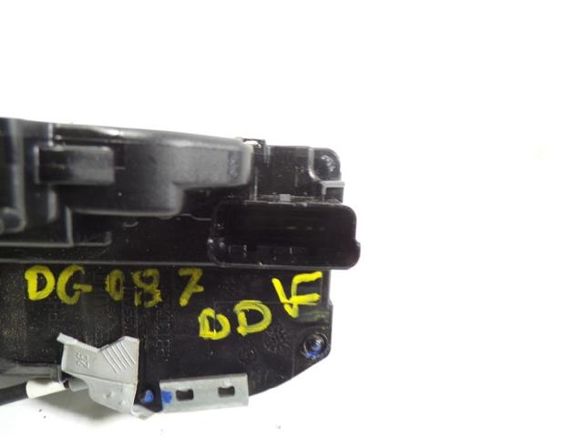 805004EA2A Cerradura de puerta delantera derecha  en stock Castellón