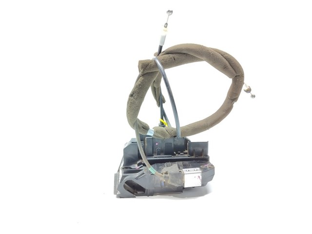 80500BA60B NISSAN Cerradura de puerta delantera derecha  en stock Córdoba
