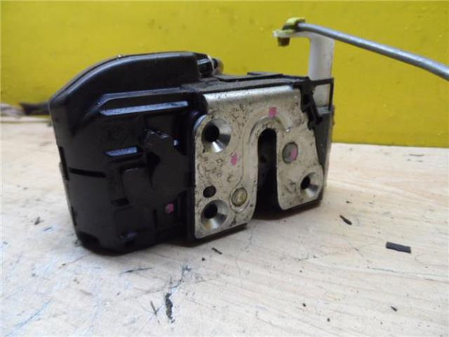 80501BG10A NISSAN Cerradura de puerta delantera izquierda  disponible Ourense