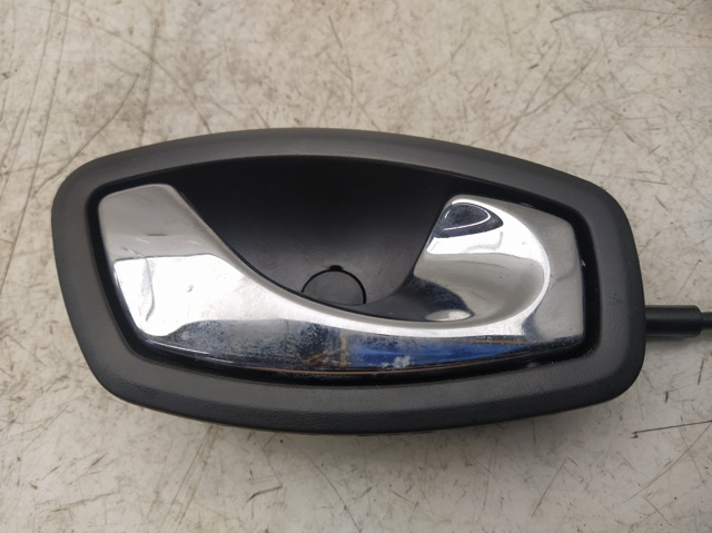 805020001R Cerradura de puerta delantera derecha  disponible Utrera