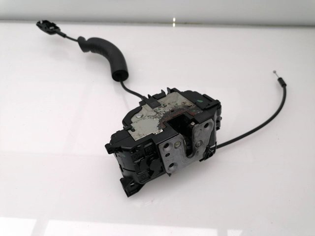 RENAULT 805020001R Cerradura de puerta delantera derecha  disponible España