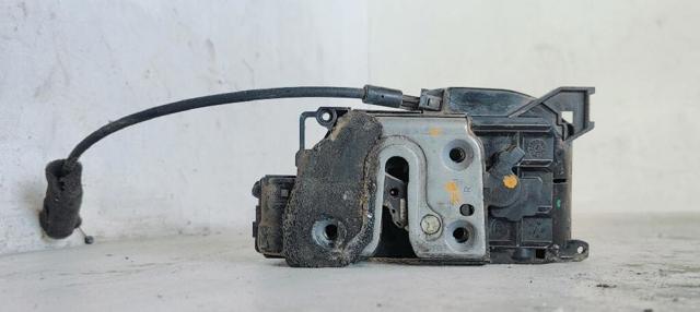 805020006R Cerradura de puerta delantera derecha  en stock Sabadell