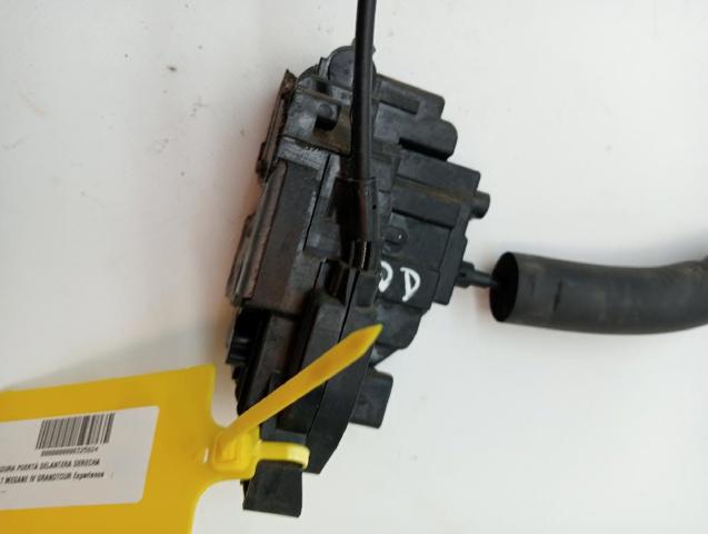RENAULT 805020006R Cerradura de puerta delantera derecha  disponible Valladolid