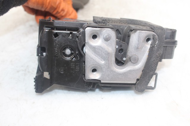 805022764R RENAULT Cerradura de puerta delantera derecha comprar Madrid