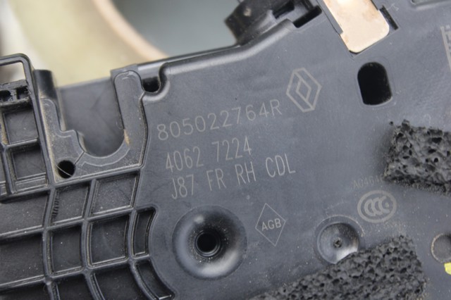 805022764R Cerradura de puerta delantera derecha comprar Sevilla