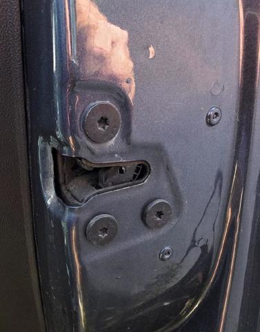 RENAULT 805023720R Cerradura de puerta delantera derecha comprar Tarragona