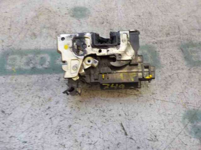 RENAULT 805025267R Cerradura de puerta delantera derecha  comprar en Murcia