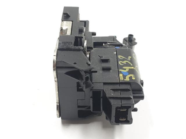 805025267R Cerradura de puerta delantera derecha  disponible Málaga