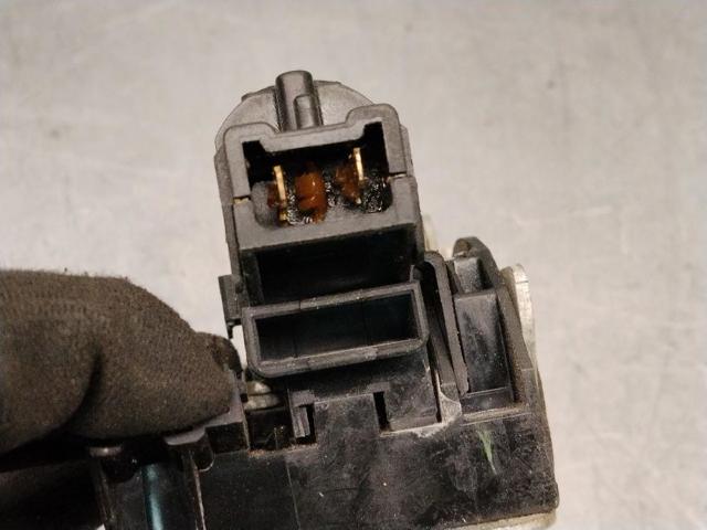 805025267R Cerradura de puerta delantera derecha  en stock Granada