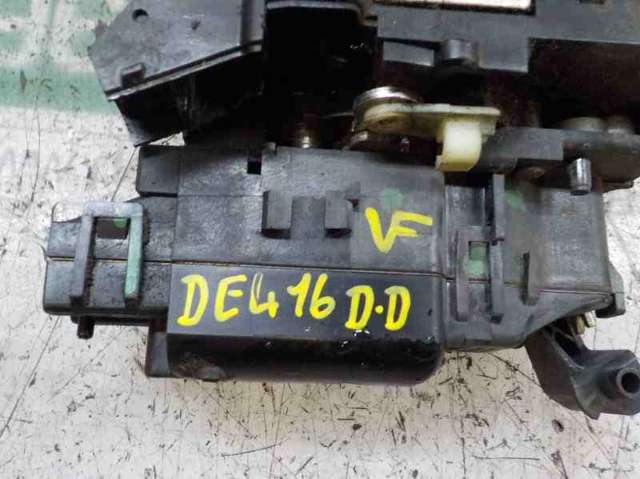 805025267R Cerradura de puerta delantera derecha  comprar en Pontevedra