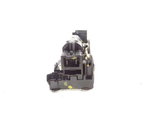 805025267R RENAULT Cerradura de puerta delantera derecha  en stock Huelva