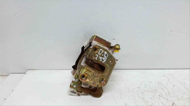 805025P010 Cerradura de puerta delantera derecha  comprar en Pontevedra