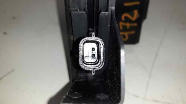 805026816R Cerradura de puerta delantera derecha  comprar en Zaragoza