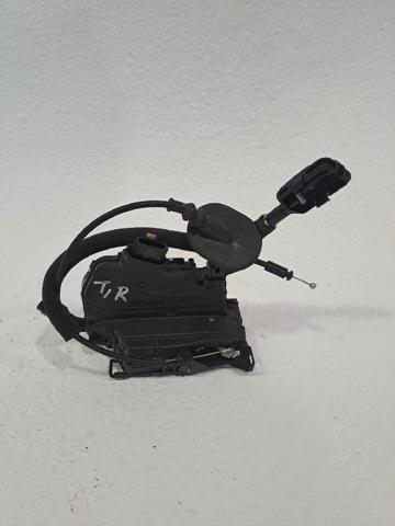 RENAULT 805027072R Cerradura de la puerta trasera derecha  en stock Terrassa