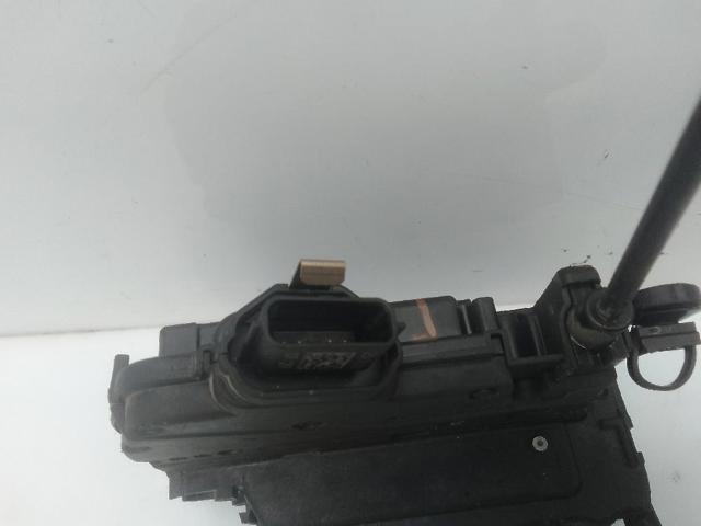 Cerradura de puerta delantera derecha 805027088R Renault (RVI)