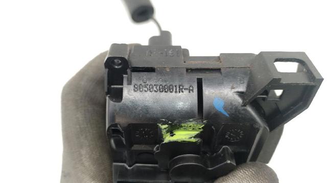 805030001R Cerradura de puerta delantera izquierda  disponible Málaga
