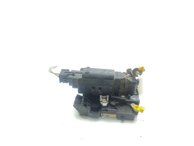 Precio del repuesto Cerradura delantera izquierda Master II bus