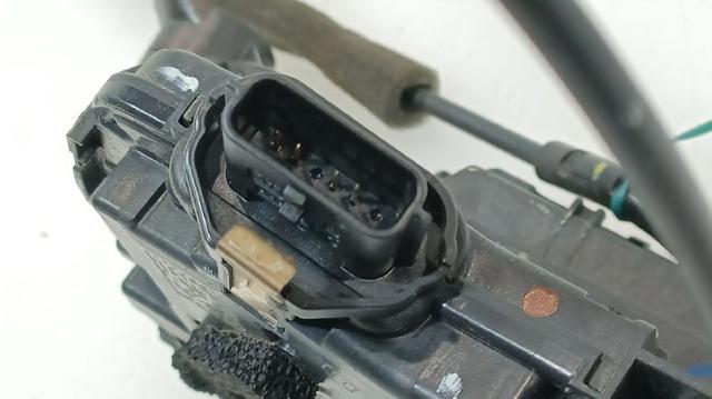 805031332R Cerradura de puerta delantera izquierda  comprar en Zaragoza