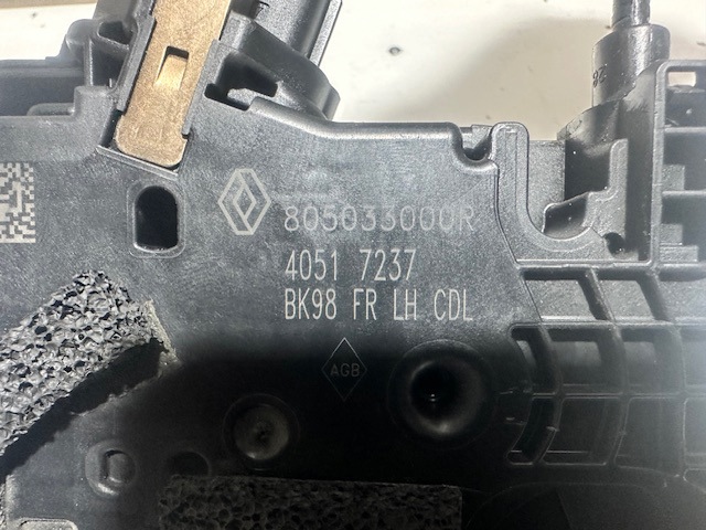 805033000R RENAULT Cerradura  en stock Córdoba