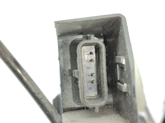 RENAULT 805034436R  en stock Salamanca