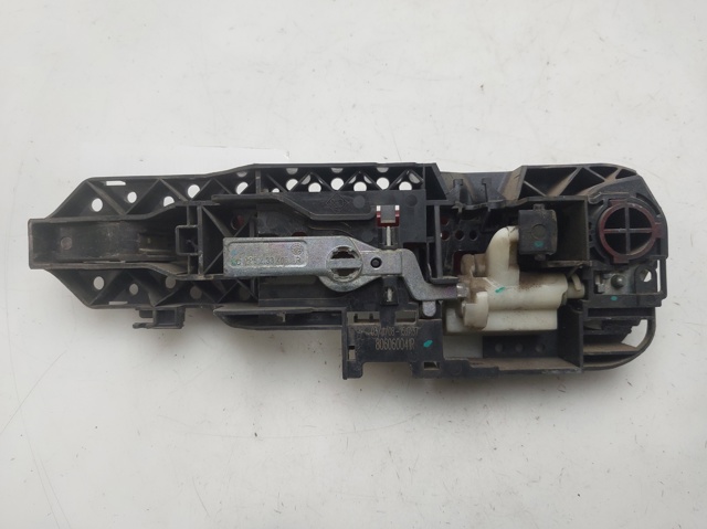 RENAULT 806060041R Soporte de manija exterior de puerta delantera derecha comprar Pamplona