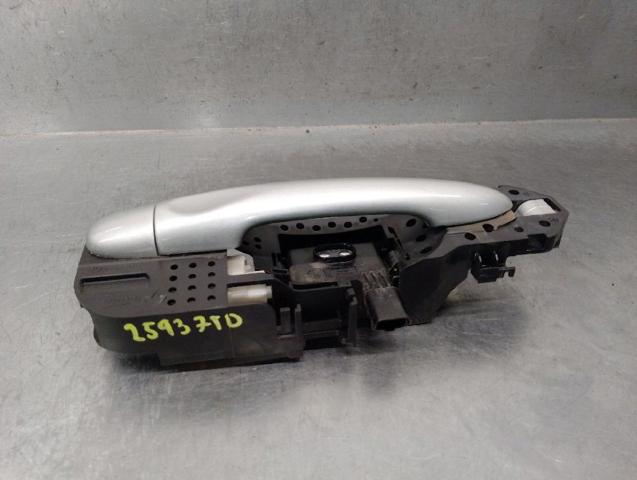 806060042R RENAULT Soporte de manija exterior de puerta delantera derecha  comprar en Lleida