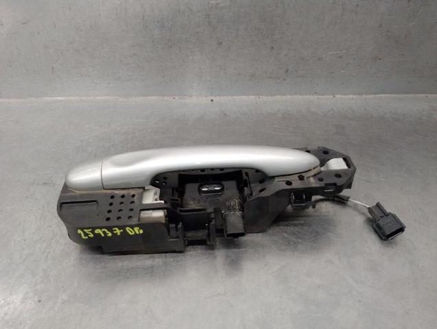 806060042R Soporte de manija exterior de puerta delantera derecha comprar Almería
