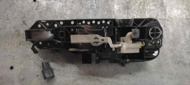 RENAULT 806060042R Soporte de manija exterior de puerta delantera derecha  disponible Lugo