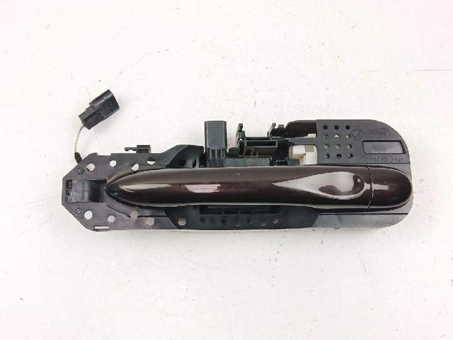 806060042R RENAULT Soporte de manija exterior de puerta delantera derecha  en stock Huelva