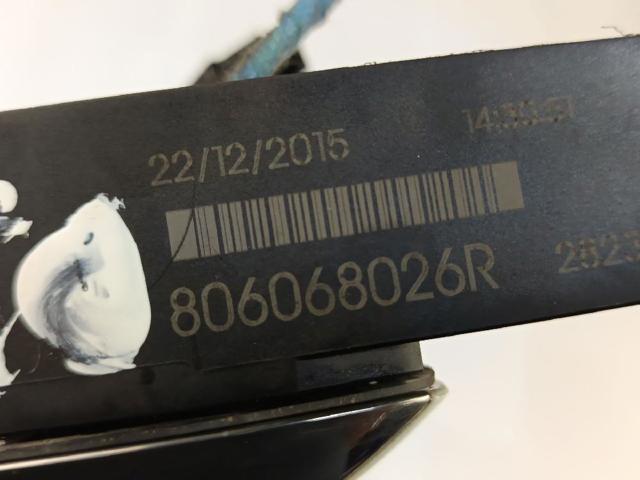 806068026R RENAULT Soporte de manija exterior de puerta derecha  comprar en Oviedo
