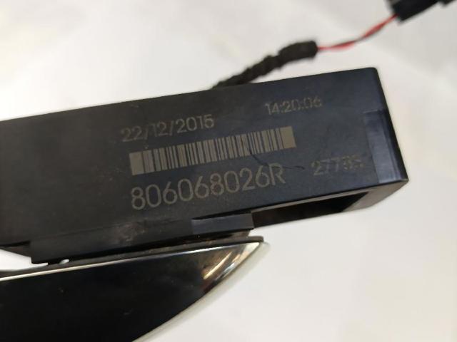 806068026R Soporte de manija exterior de puerta derecha  comprar en Reus