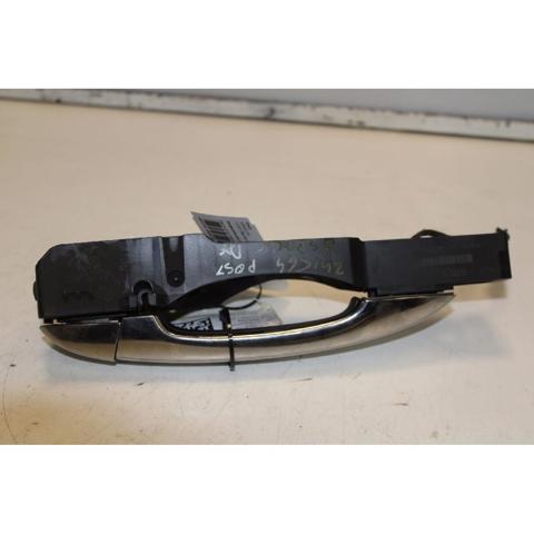 806068026R RENAULT Soporte de manija exterior de puerta derecha  disponible Vigo