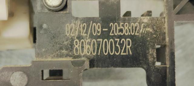 806070032R Soporte de manija exterior de puerta trasera izquierda comprar Sevilla
