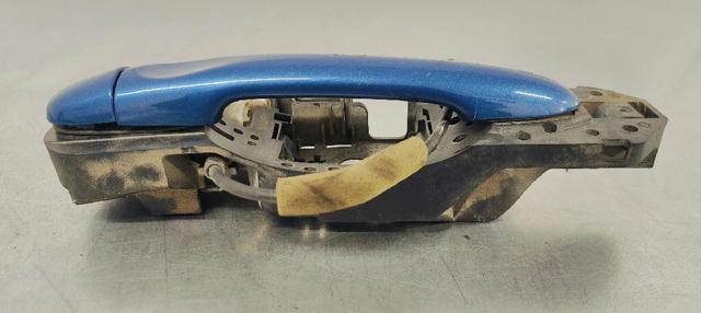 806070032R Soporte de manija exterior de puerta trasera izquierda  disponible Málaga