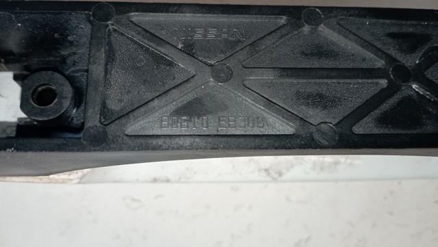 80610EB300 Soporte de manija exterior de puerta delantera derecha comprar Sevilla