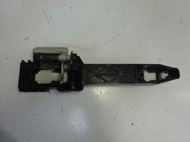 80611EB300 Soporte de manija exterior de puerta delantera izquierda  comprar en Zaragoza