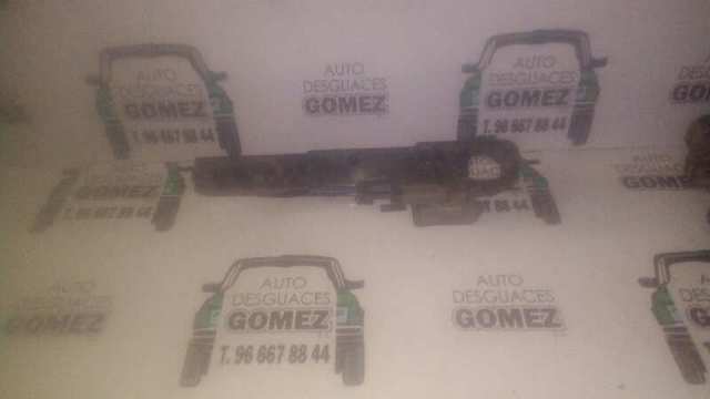 80642AV600 NISSAN Soporte de manija exterior de puerta delantera derecha  en stock Gandía