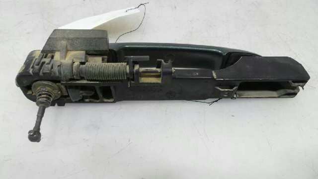 NISSAN 80642AV600 Soporte de manija exterior de puerta delantera derecha  en stock Salamanca