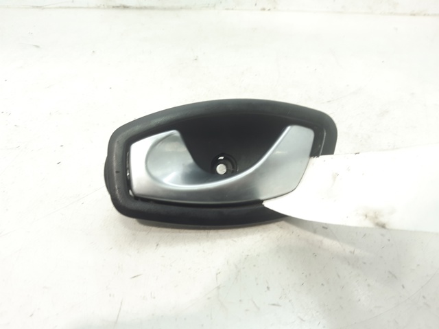 806700006R RENAULT Manija interior de puerta delantera izquierda  en stock Huelva