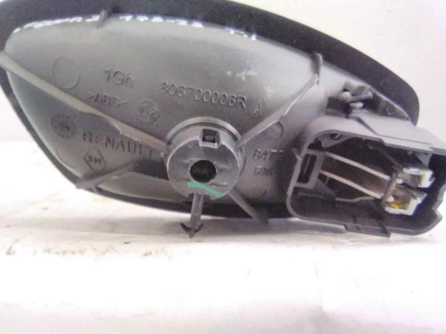 806700006R RENAULT Manija interior de puerta delantera izquierda comprar Alcalá
