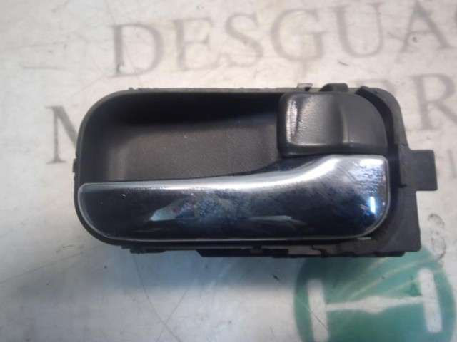 806708H602 NISSAN Manija interior derecha delantera/trasera de puerta comprar Alcalá