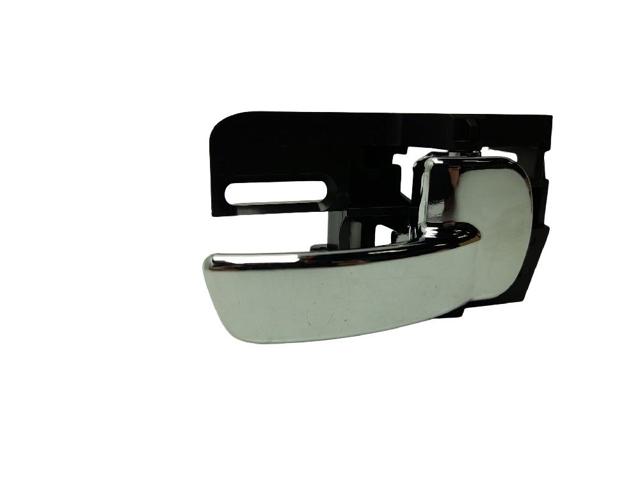 80670JD00E Manija interior de puerta delantera derecha comprar Girona