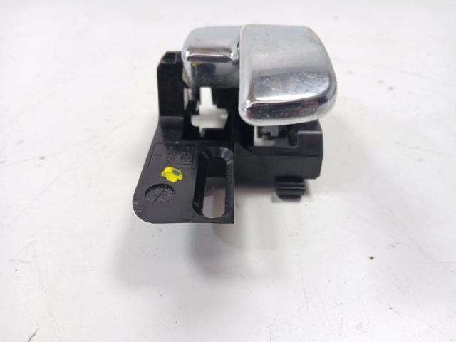 80670JD08449 NISSAN Manija interior de puerta delantera derecha  en stock Huelva
