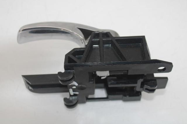 80670JD08449 NISSAN Manija interior de puerta delantera derecha comprar Bilbao