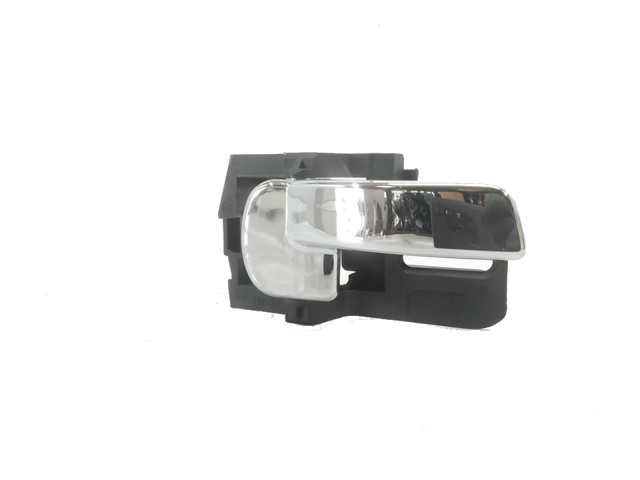 Manija interior de puerta delantera derecha 80670JD08449 NISSAN
