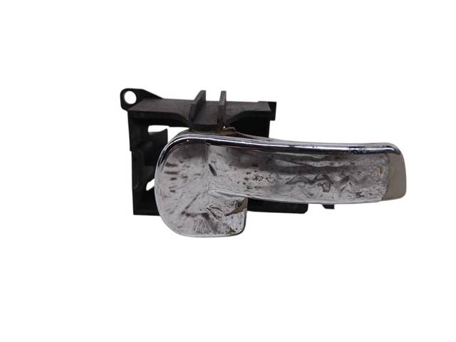 806714X02B NISSAN Manija interior de puerta delantera izquierda  comprar en Oviedo