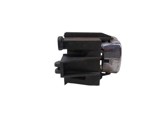 NISSAN 806714X02B Manija interior de puerta delantera izquierda  en stock Terrassa