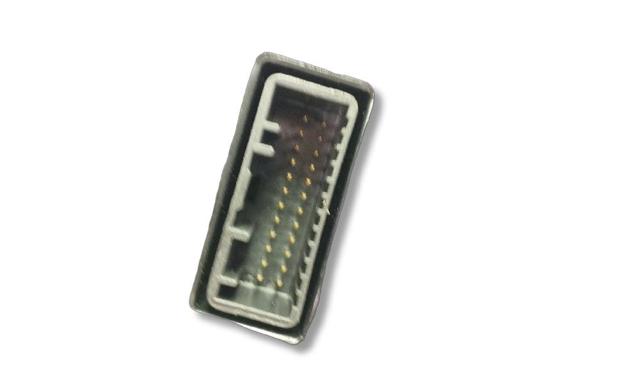 806B04979R RENAULT Manija exterior de puerta delantera  disponible Ourense